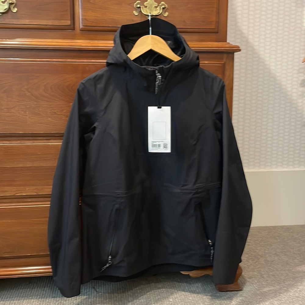 Lululemon waterproof half zip hiking pullover